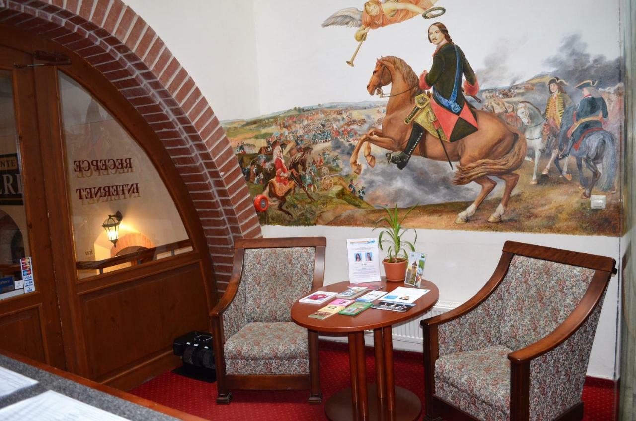 Petr Hotel